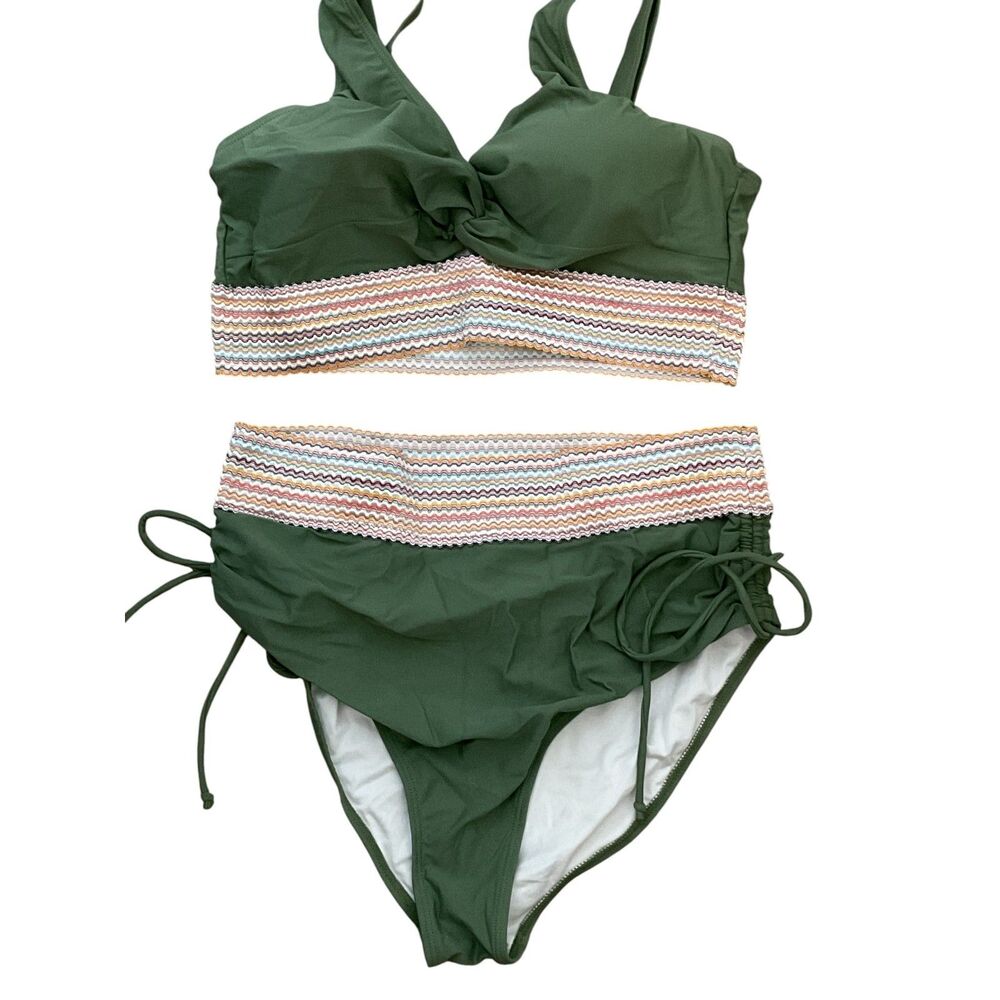 High Waisted Green Bikini Set with Twist Detail - Picture 6 of 9